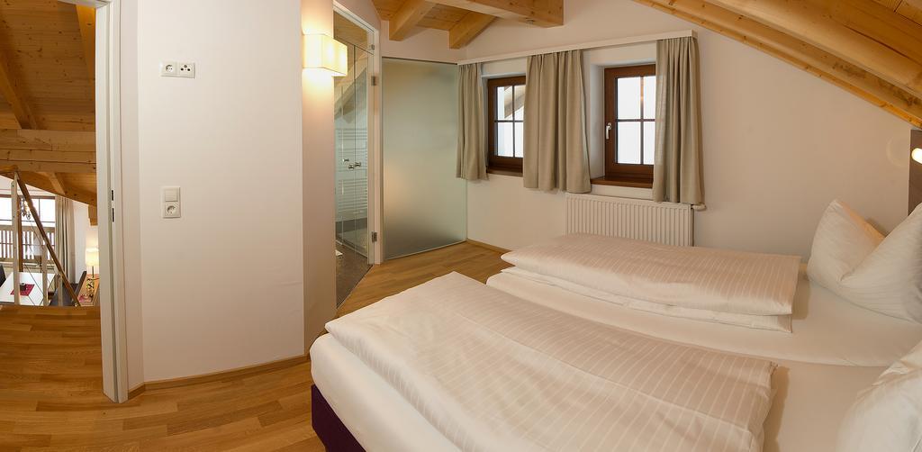 Aigenberg Appartements Flachau Habitación foto